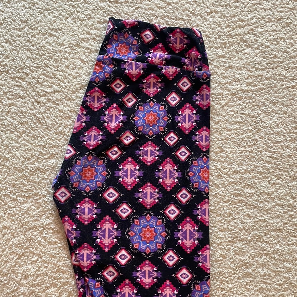 LuLaRoe OS leggings